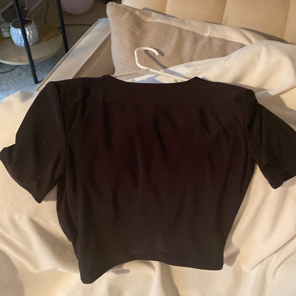 Express Crop Top - Picture 4 of 4